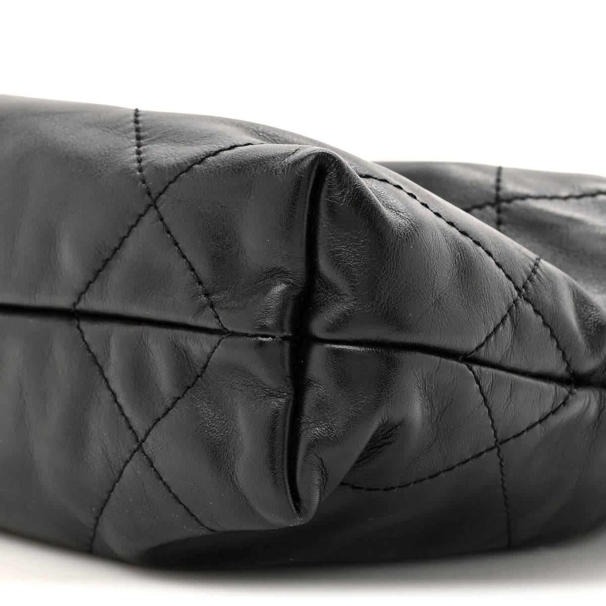 Shiny Calfskin Quilted Mini Chanel 22 Black