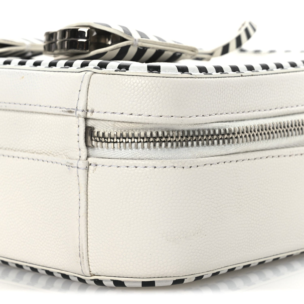 Caviar Quilted Striped Medium CC Filigree Vanity Case White Black