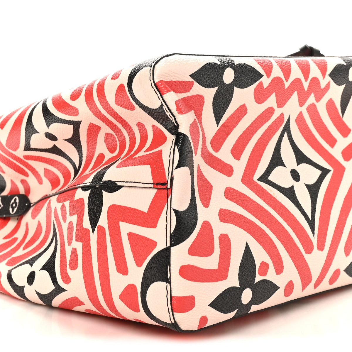 Monogram Giant Crafty NeoNoe MM Creme Rouge Black