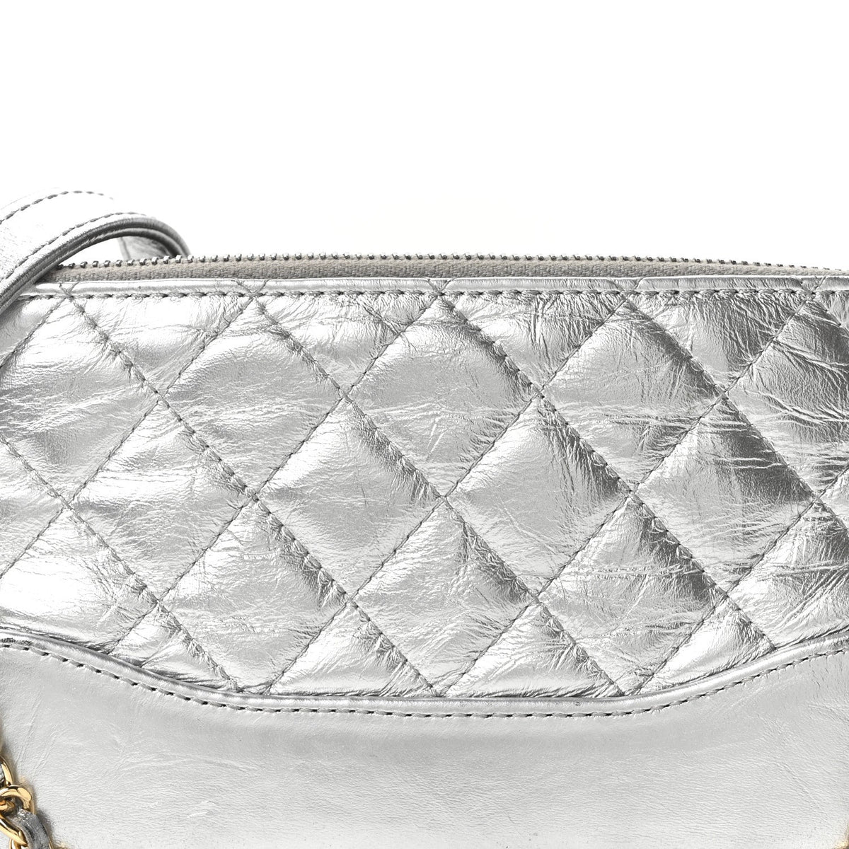 Metallic Lambskin Calfskin Quilted Small Gabrielle Clutch With Chain Silver