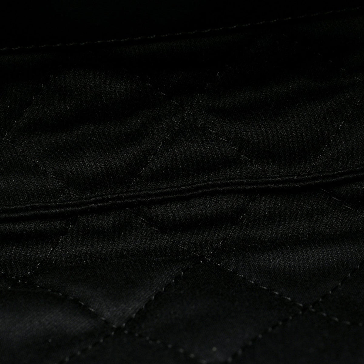 Shiny Calfskin Quilted Mini Chanel 22 Black