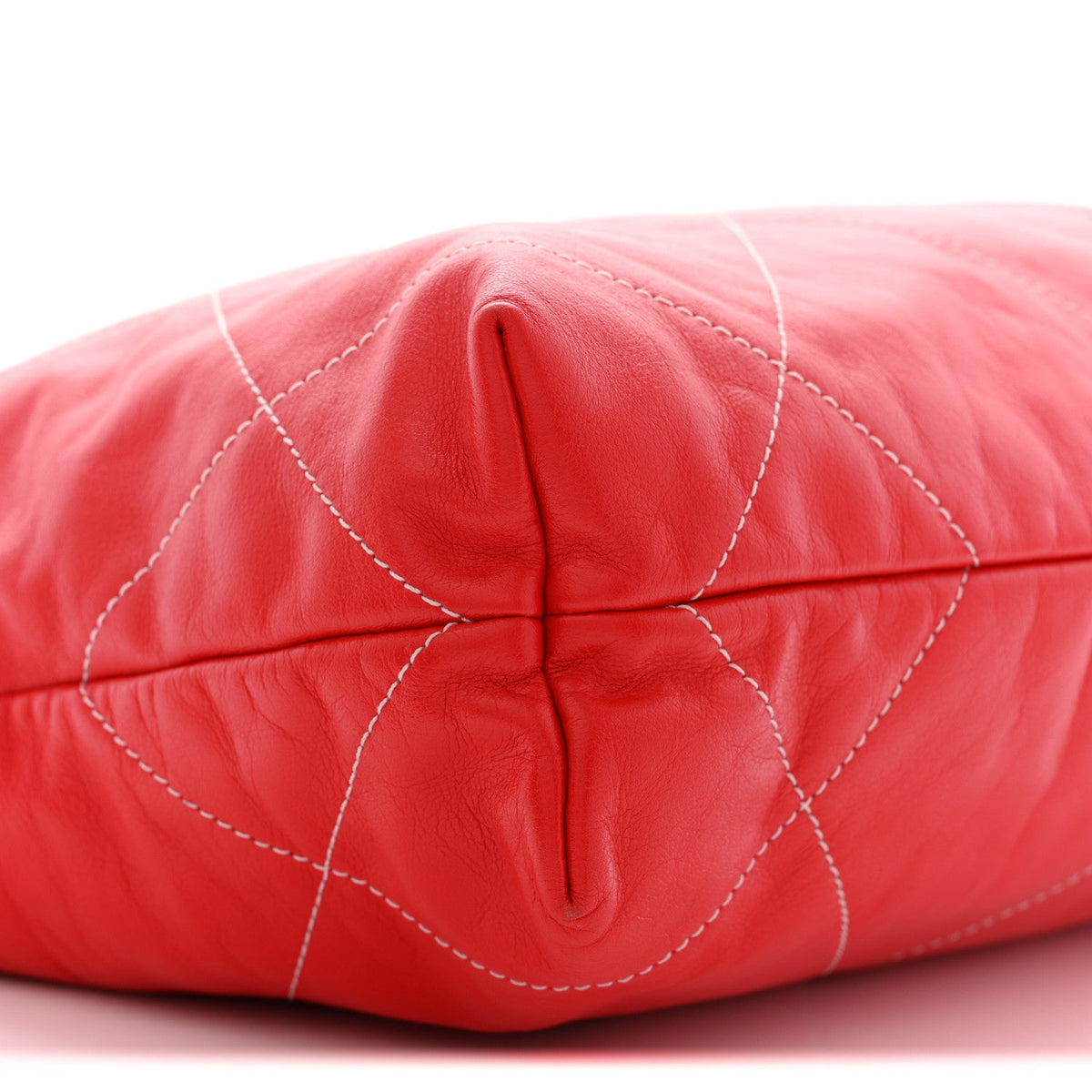Shiny Calfskin Stitched Quilted Small Chanel 22 Red